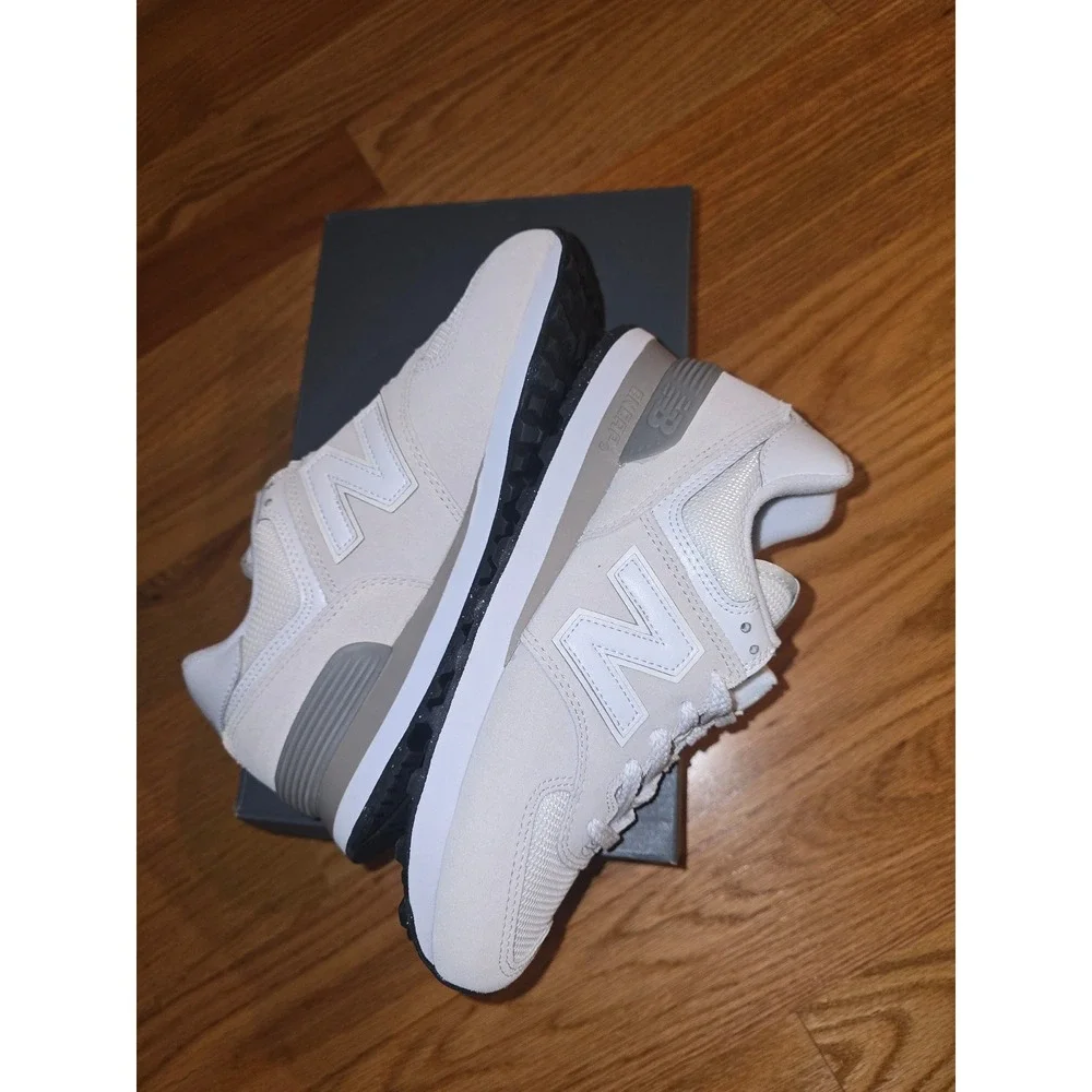 NEW Balance 574 Core CLASSIC - NIMBUS - SUEDE size women 7 men  5.5 new with box